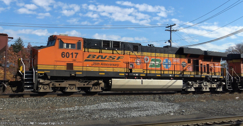 BNSF 6017